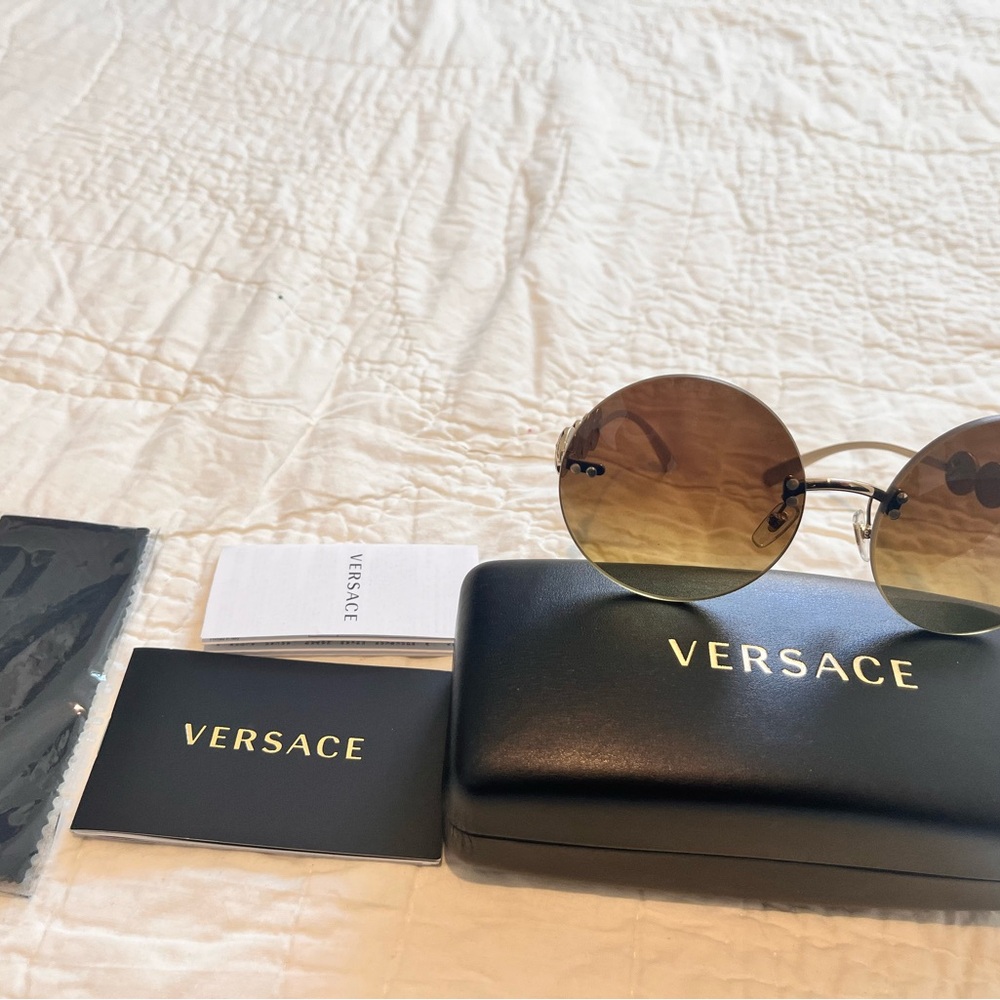 Versace Round Brown Sunglasses